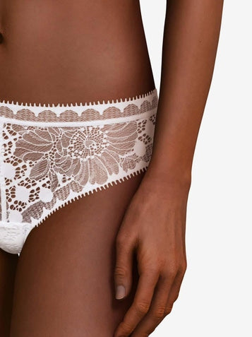 String Chantelle - Day To Night - Blanc - 010