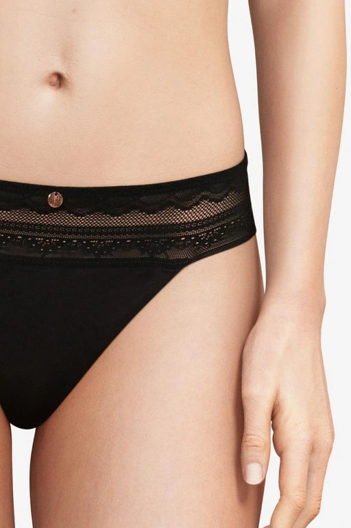 String Chantelle - Kristen - Noir - 011